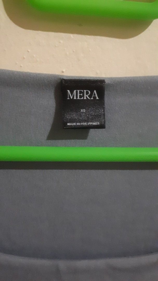 Mera long sleeve top (Category: Longsleeves) located in Bangued. Submitted by de_clutterrr (Listing ID 1372731475, Image 2). Description: - well used but not abused - color gray - has wahsable stain (see pic) - rfs: not used anymore, need funds - dm for more info.