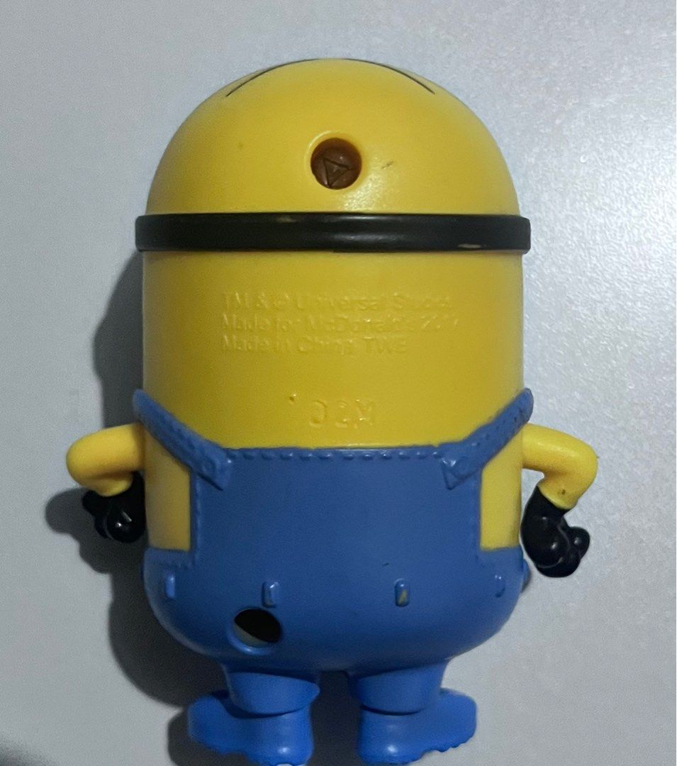 Minion Happy Meal (Movable Tongue Feature) (Category: Character Goods) located in Quezon City. Submitted by pwrproductions (Listing ID 1372776285, Image 3). Description: .