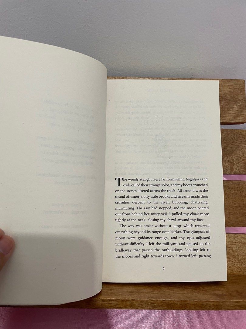 Mrs England by Stacey Halls (Category: Storybooks) located in Quezon City. Submitted by miravelamerchandise (Listing ID 1372801560, Image 3). Description: Mrs England is one of the books longlisted for the 2022 Walter Scott Prize for Historical Fiction. 📚 In very good condition (see photos). May slight fold sa cover 📚 Preloved book. See book teaser on the photo 📚 Shipping will be shouldered by the buyer 📚 PM me for inquiries.