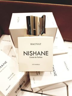 (Category: ) located in . Submitted by perfume.malaysia (Listing ID 1372735497, Image 1). Description: .