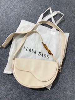 (Kategori: ) berada di . Dikirim oleh fnshopieee (ID iklan 1372733664, Gambar 1). Deskripsi: .