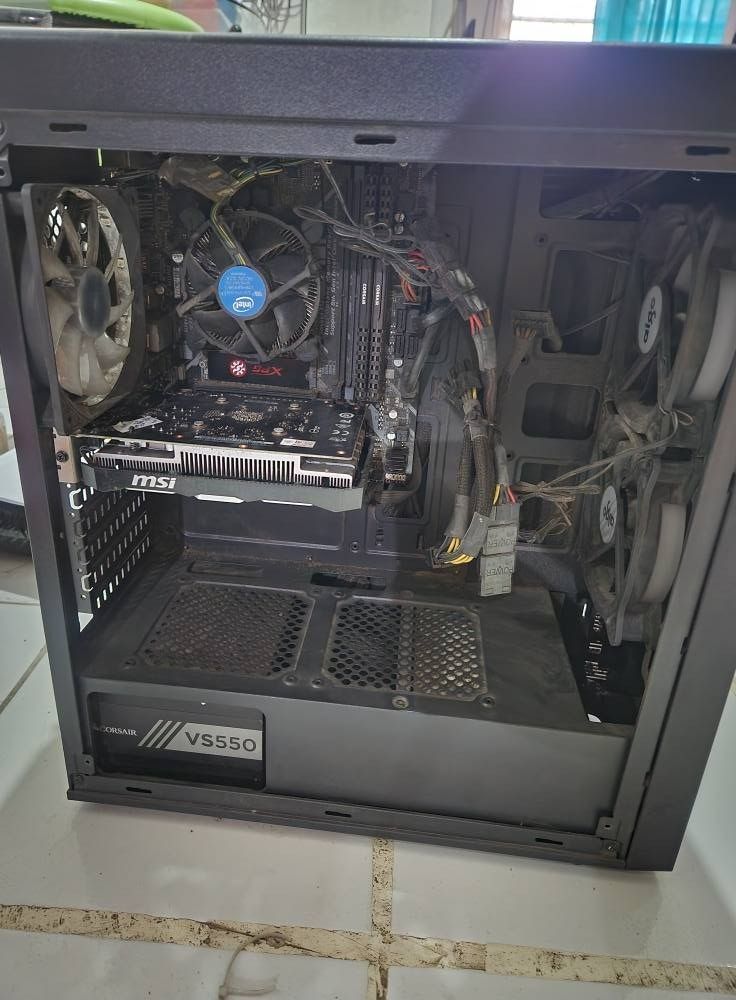 PC BEKAS GAMING I5 9400F MSI VENTUS GTX 1650 RAM 16GB SSD 256 HDD  2TB