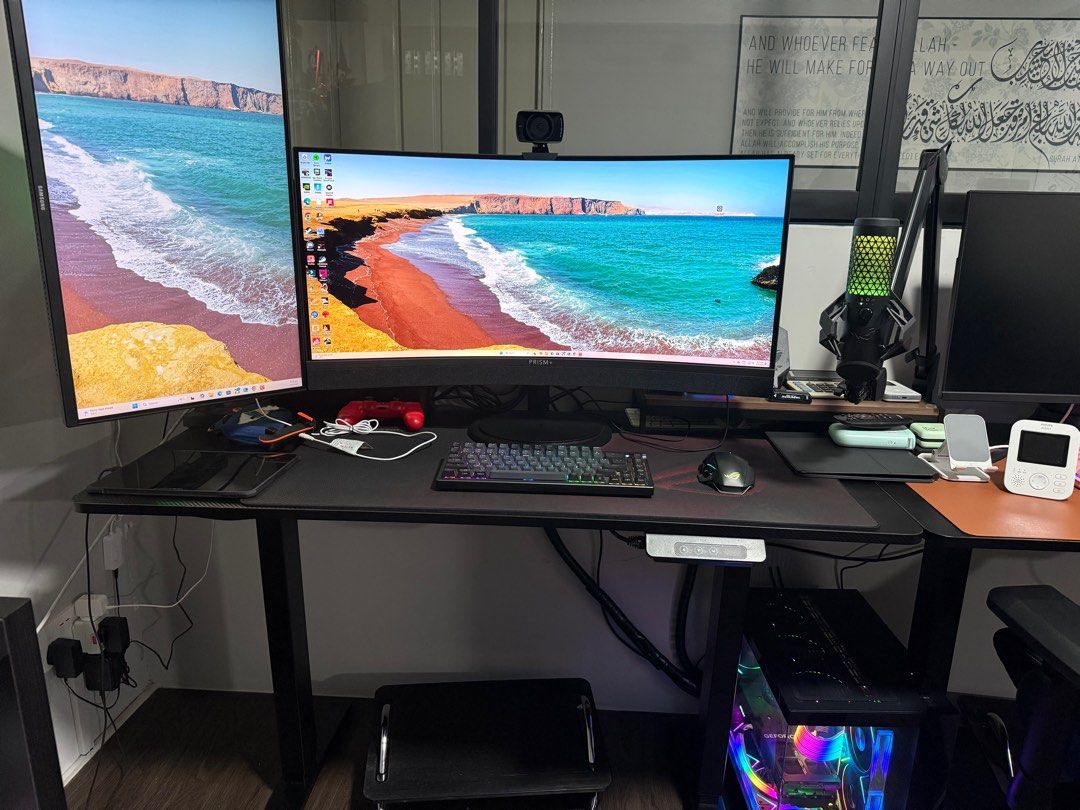 pc complte set for sale (Category: Desktops) located in Singapore. Submitted by farid9000 (Listing ID 1372809992, Image 1). Description: pc gaming high end for sale.. monitor 1:prism curve 144hz monitor 2:samsung 144hz cam :elgato 4k mic :asus rog carnyx keyboard :asus rog azoth mouse :asus rog spatha x headset :rog delta s animate mic stand elgato mouse pad :asus rog scabbard ii processor :amd ryzen 7 7800x3d ram :xpg ddr5 8x4 65gb 6000mhz graph