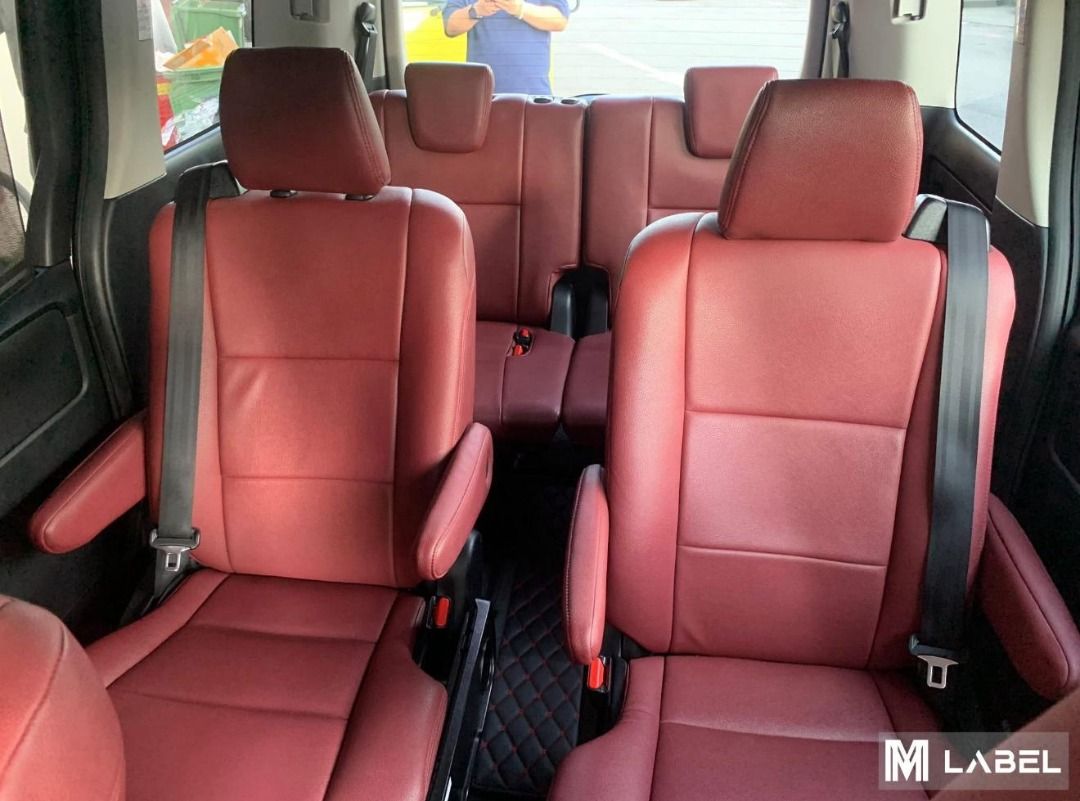 PHV CAR RENTAL- TOYOTA NOAH HYBRID FOR RENT62885348386178113