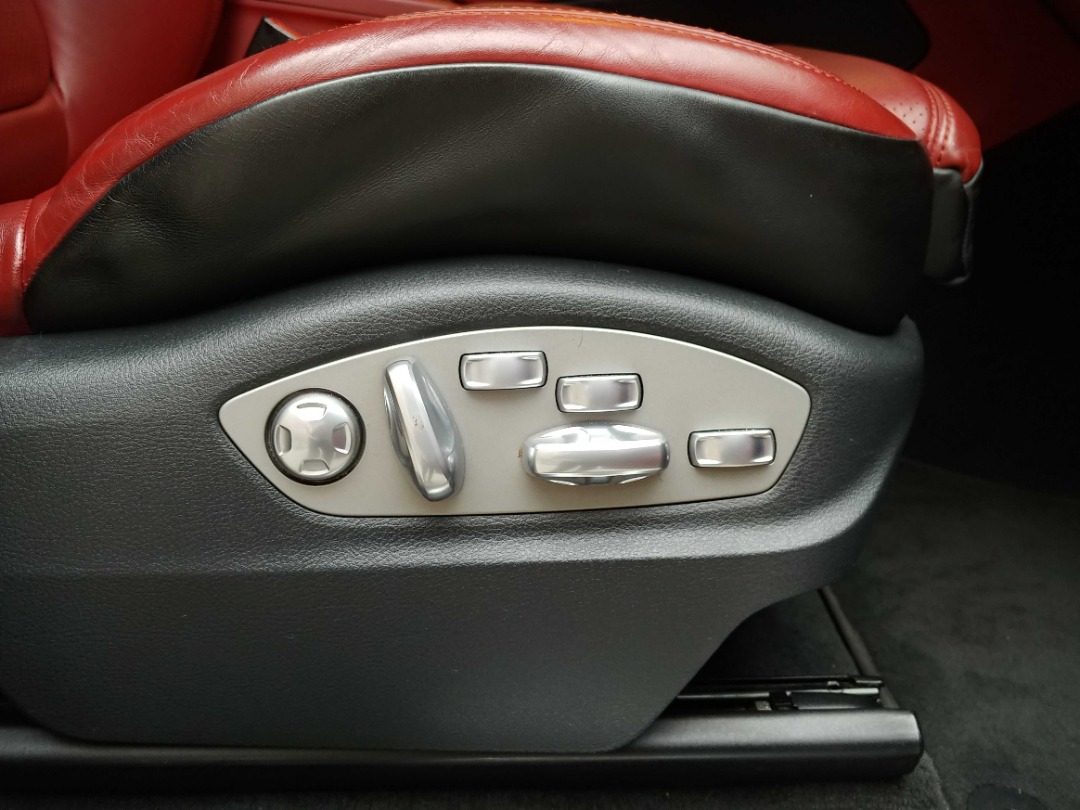 Porsche MACAN S Auto498287696508375048