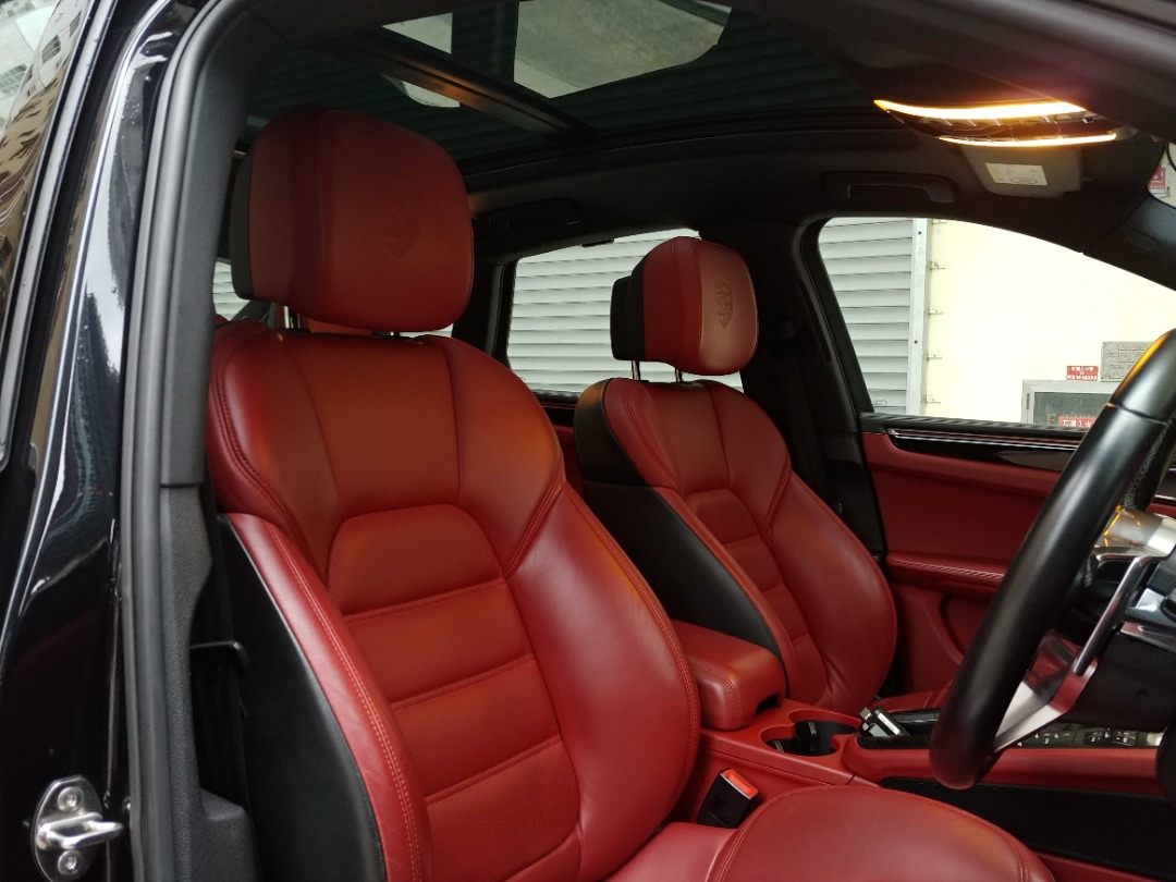 Porsche MACAN S Auto498287696508375046
