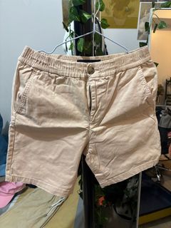 (Category: ) located in . Submitted by ynnotot (Listing ID 1372801049, Image 1). Description: .