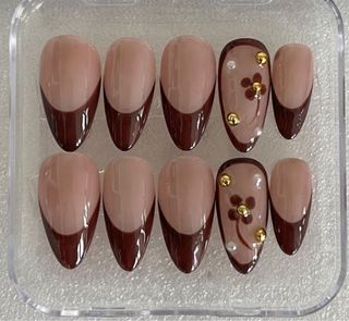 (Category: ) located in . Submitted by nailsbyvanz (Listing ID 1372797562, Image 1). Description: .