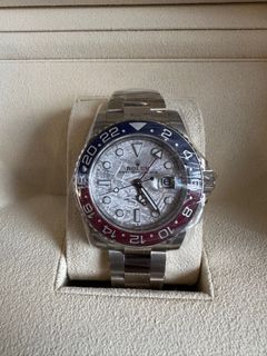 (Category: ) located in . Submitted by seikowatchfactory (Listing ID 1372702922, Image 1). Description: .