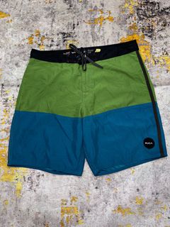 (Kategori: ) berada di . Dikirim oleh fours_thrift (ID iklan 1372701055, Gambar 1). Deskripsi: .