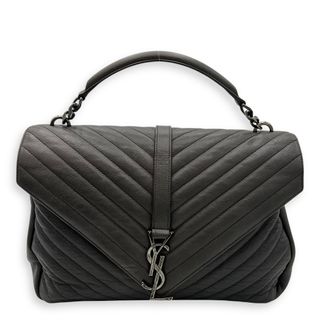 (Category: ) located in . Submitted by carousellluxury (Listing ID 1359185540, Image 1). Description: .