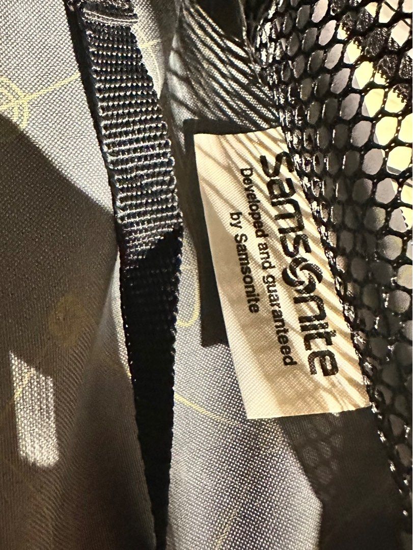 Samsonite Backpack (Category: Laptop Bags & Sleeves) located in Makati City. Submitted by davef88976 (Listing ID 1372809645, Image 3). Description: Selling my original Samsonite backpack – simple, stylish, and super functional ✨ 🎨 Color: Dark gray with eye-catching yellow zipper pulls 💛 📁 Multiple compartments to organize your stuff 🧵 Made of durable polyester – holds up great for daily use 📐 Approx. 15” H x 12” W x 5” D (when empty) 🧳 Expa