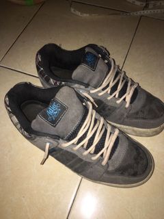 (Kategori: ) berada di . Dikirim oleh tangtangthrift (ID iklan 1372854767, Gambar 1). Deskripsi: .