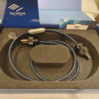 （分類：）位於 。 由 soundspacehifi 提交（商品編號 1372748947，圖片 1）。簡介： 。