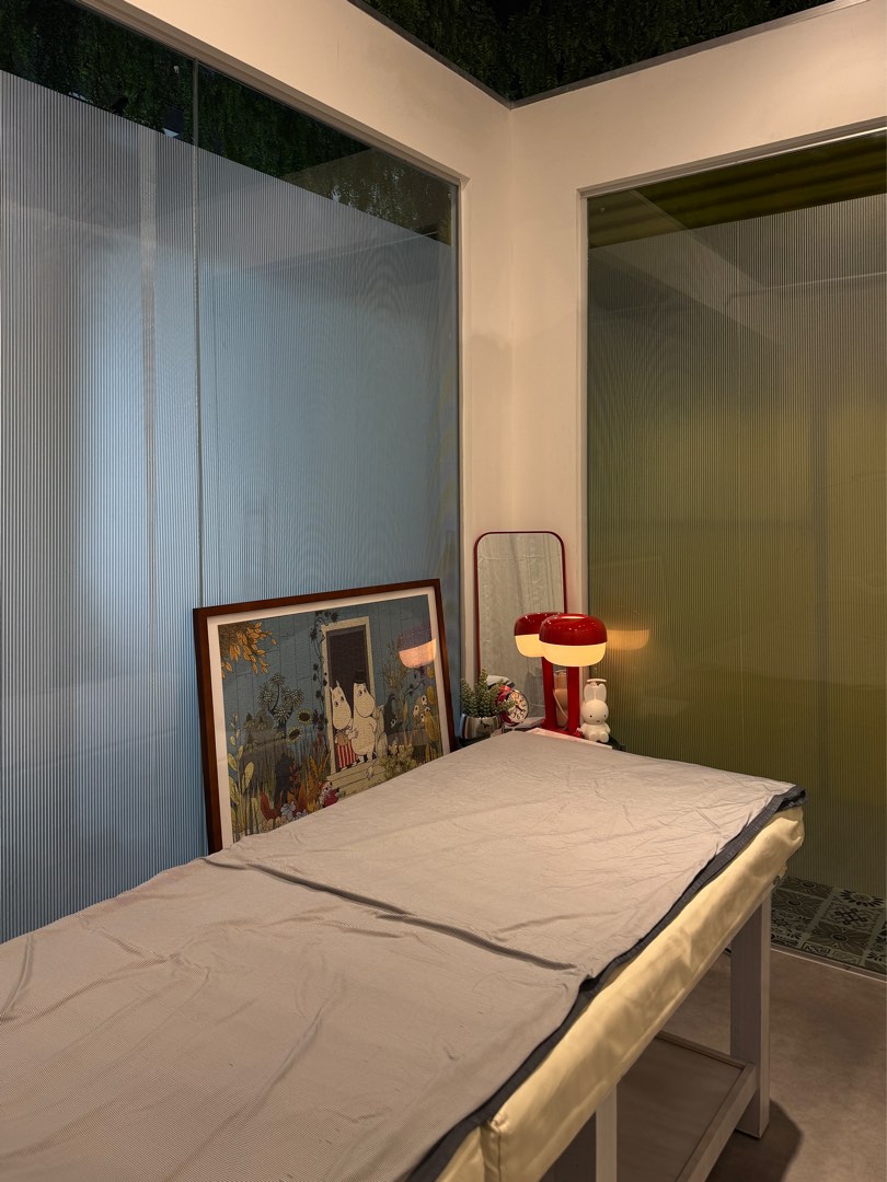 (Category: ) located in . Submitted by threecloveratelier (Listing ID 1372730919, Image 1). Description: .