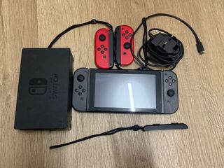 （分類：）位於 。 由 q_____qv 提交（商品編號 1372776094，圖片 1）。簡介： 。
