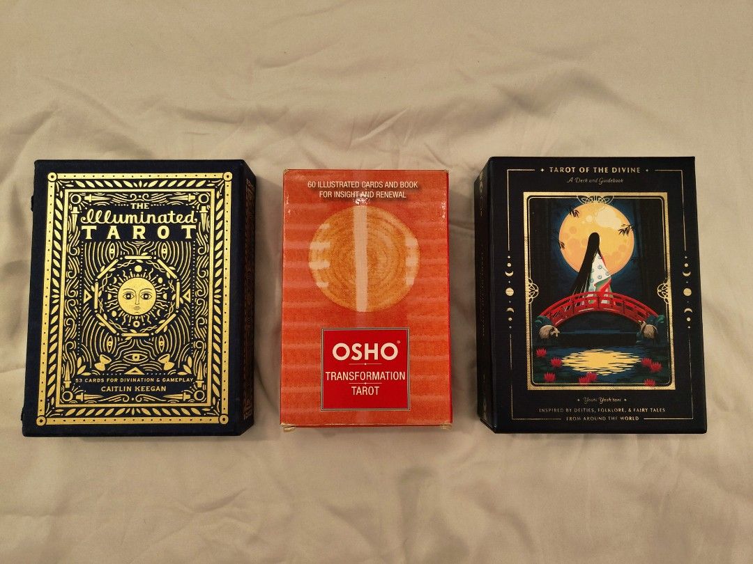 Tarot Decks (Category: Vintage Collectibles) located in Manila. Submitted by treatzieu (Listing ID 1372811619, Image 1). Description: Rehoming decks to others 🦋🙏 All decks are lightly used with minimal signs of usage. 📍 Parañaque City (5pm onwards) 📍 Makati City (8am to 3pm) All shipping fees are c/o the buyer 🚚 Shipment via Lalamove or GrabExpress for NCR miners 🚚 LBC for outside NCR (Shipment on weekends only) 💌 Message for more details,