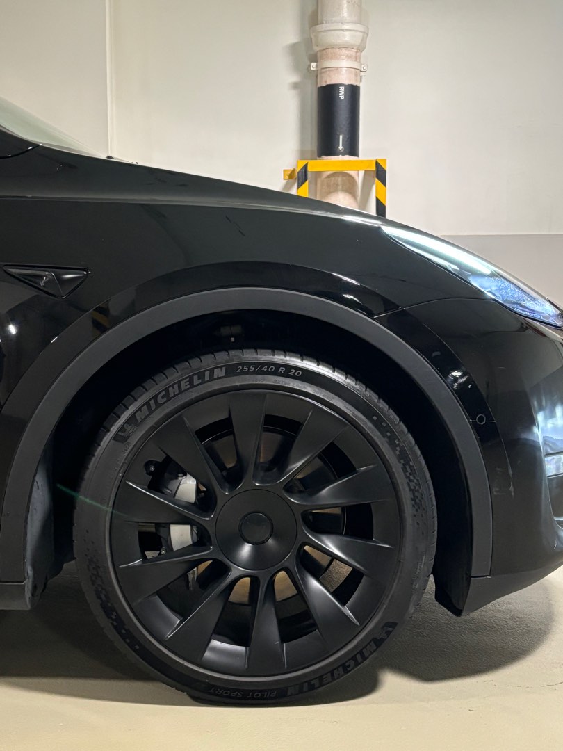 Tesla Model Y Long Range LR Dual Motor All Wheel Drive Auto62863172835202114