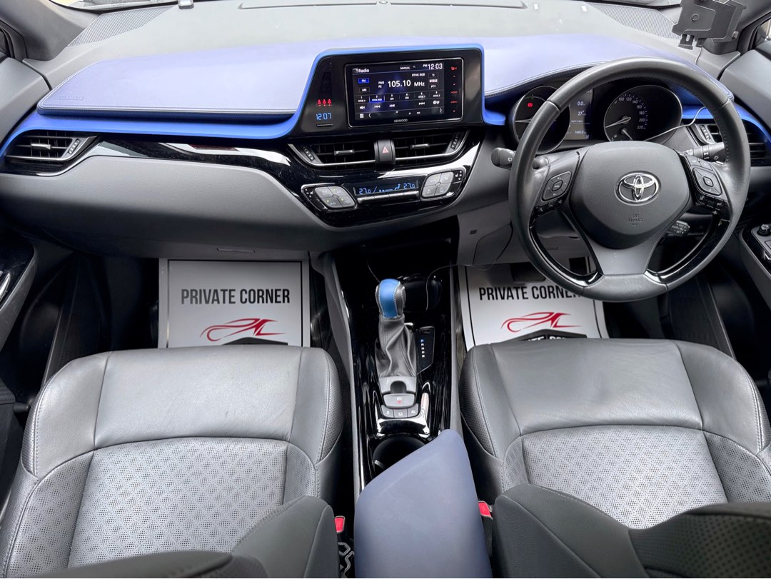 TOYOTA CHR HYBRID  Auto62863128692353112