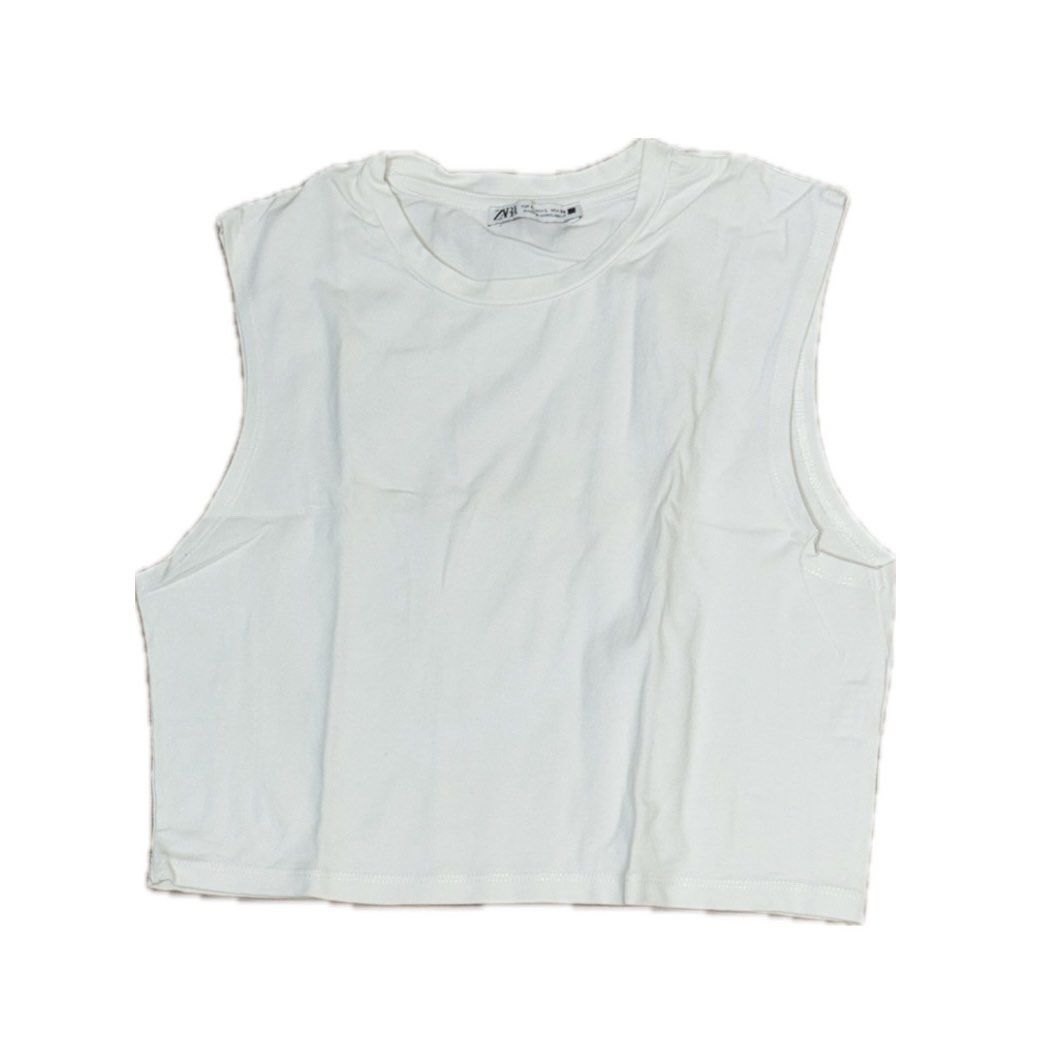 ZARA Tank Top (Category: Sleeveless) located in Quezon City. Submitted by sofiaflorenzo (Listing ID 1372773877, Image 1). Description: RFS: too big on me Size: LARGE.