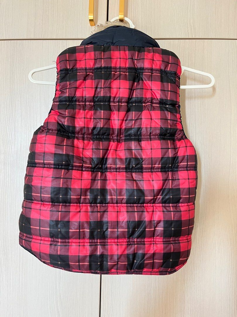 由 yurou0311 (刊登 ID 1377832353，圖片 2) 提交，位於 新竹市 (Hsinchu City) 的 兒童夾克 尺寸7 (類別：嬰兒及兒童流行時尚)，說明：夾克背心 厚的 冬天。