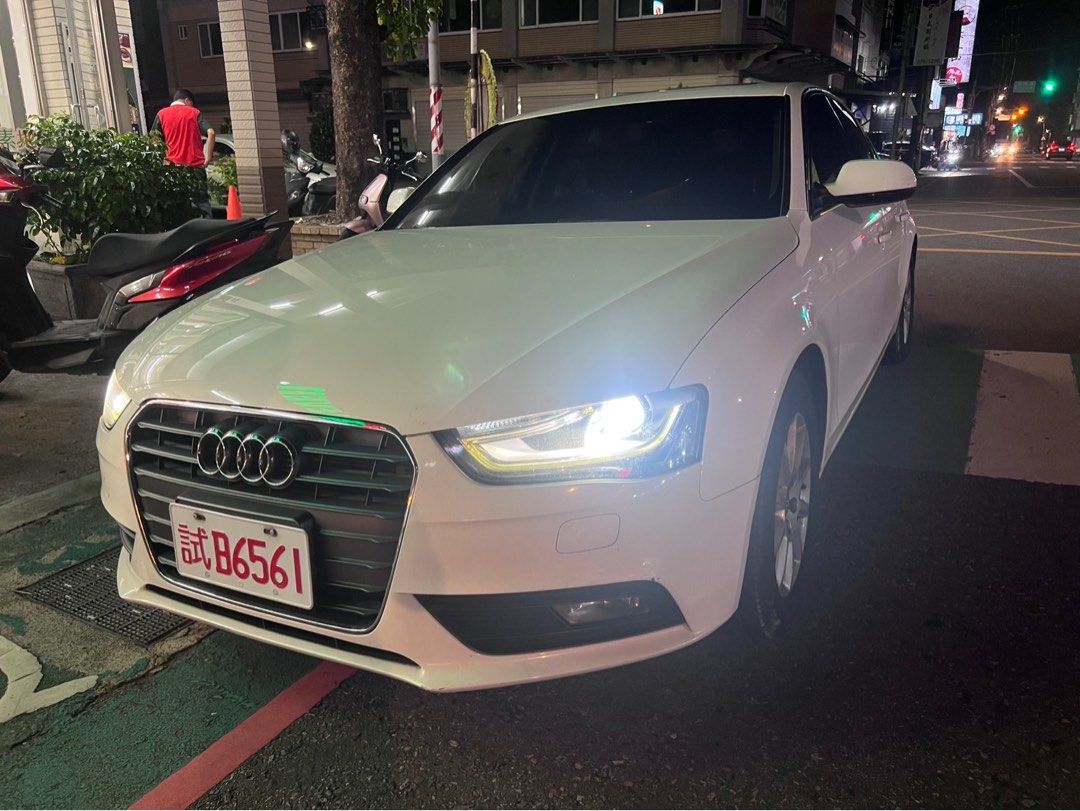 由 af041955 (刊登 ID 1377930179，圖片 1) 提交，位於 桃園市 (Taoyuan) 的 2012 A4 (類別：汽車出售)，說明：2014 A4 認證車 里程15萬公里 📞0979299537（提姆）賴同上電話搜尋 。