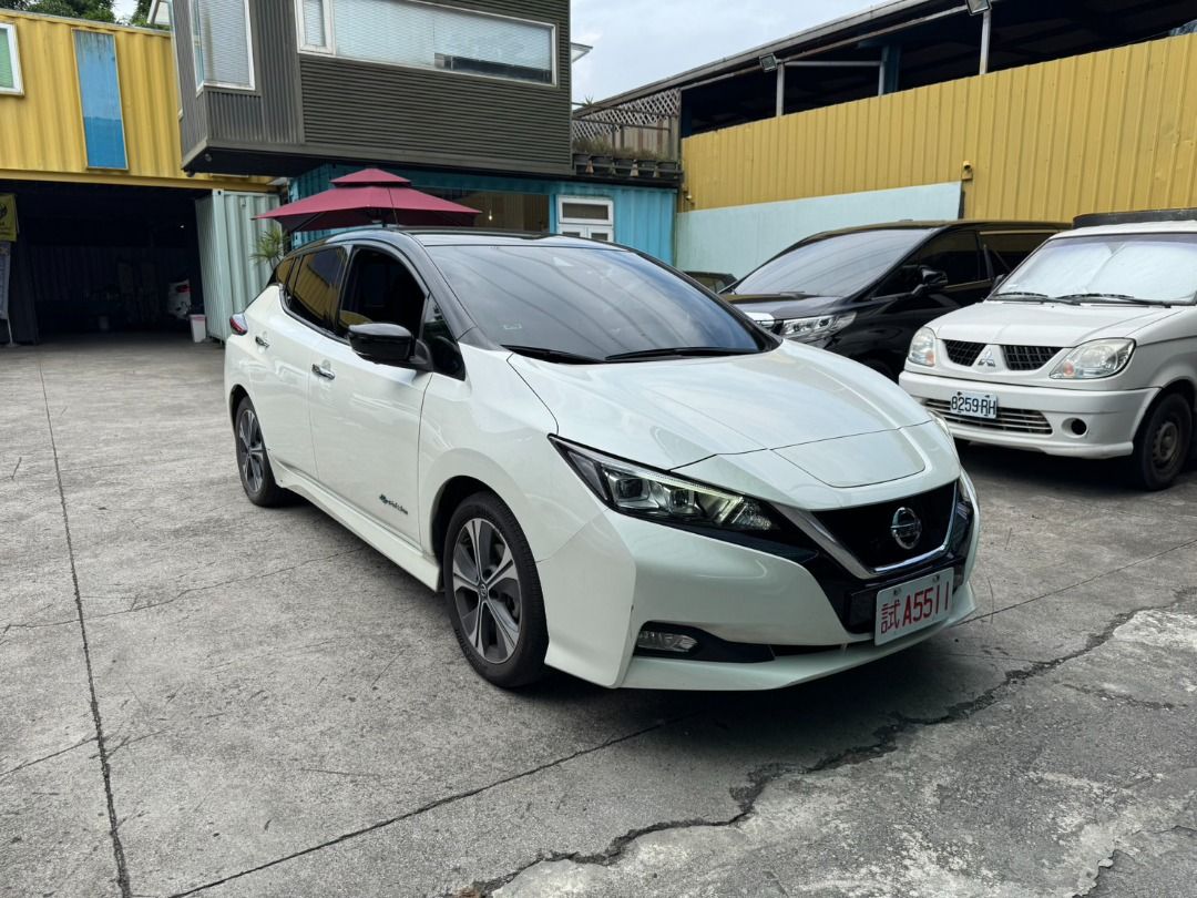 由 a0961558028 (刊登 ID 1377787542，圖片 1) 提交，位於 台北市 (Taipei) 的 2019 Nissan LEAF nissan (類別：汽車出售)，說明：2019 Nissan LEAF nissan 💛acc 💛carplay 💛ikey 💛恆溫空調 💛環景 💛盲點偵測 💛10安 💛摸門📞 有興趣歡迎私訊約看車，試車絕對不會讓你失望！。
