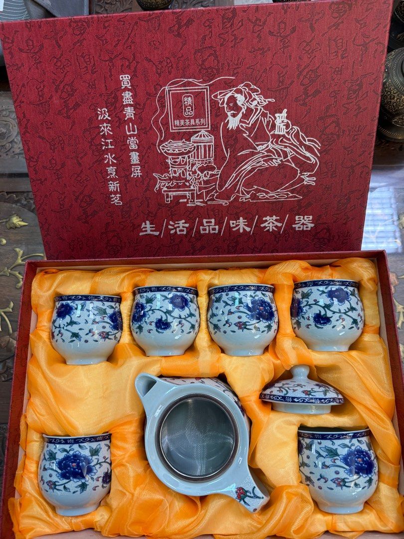 由 sam0898 (刊登 ID 1377935784，圖片 1) 提交，位於 新北市 (New Taipei) 的 全部300 (類別：茶具配件)，說明：。