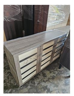(Category: ) located in . Submitted by furnituresg (Listing ID 1377841324, Image 1). Description: .