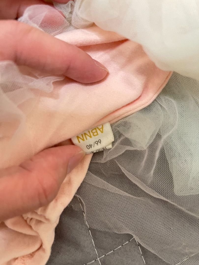 由 lulu0928 (刊登 ID 1377776881，圖片 3) 提交，位於 新北市 (New Taipei) 的 韓式風格過年戰服 (類別：嬰兒及兒童流行時尚)，說明：韓式風格過年戰服 僅穿過一次拍照,尺寸66。
