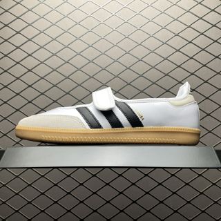 (Category: ) located in . Submitted by lovely_shoes (Listing ID 1377883323, Image 1). Description: .