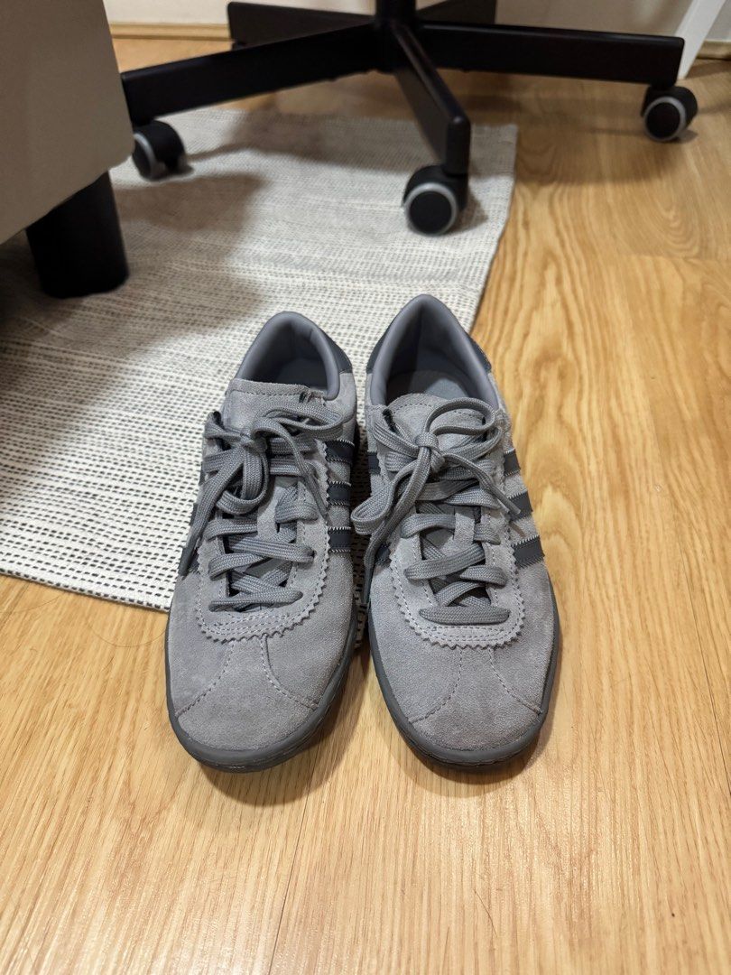 Adidas Stadt Triple Grey Gold (Category: Sneakers) located in Mandaluyong City. Submitted by deguitokass (Listing ID 1377941023, Image 3). Description: rfs: don’t reach out for this pair can pass as brand new! got this in abc mart in japan last oct 2024 but i literally used it twice no box & receipt but money back if proven fake.