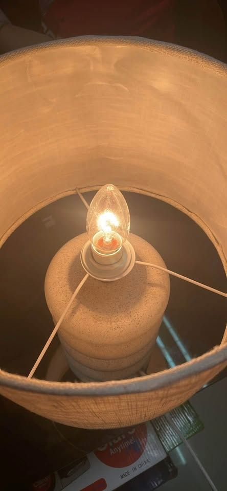 Anko hudson table lamp 220V (Category: Lighting) located in Pasay City. Submitted by enrico_appliances (Listing ID 1377800793, Image 3). Description: Anko hudson lamp 220 volts working condition with one broken bar bulb not included .