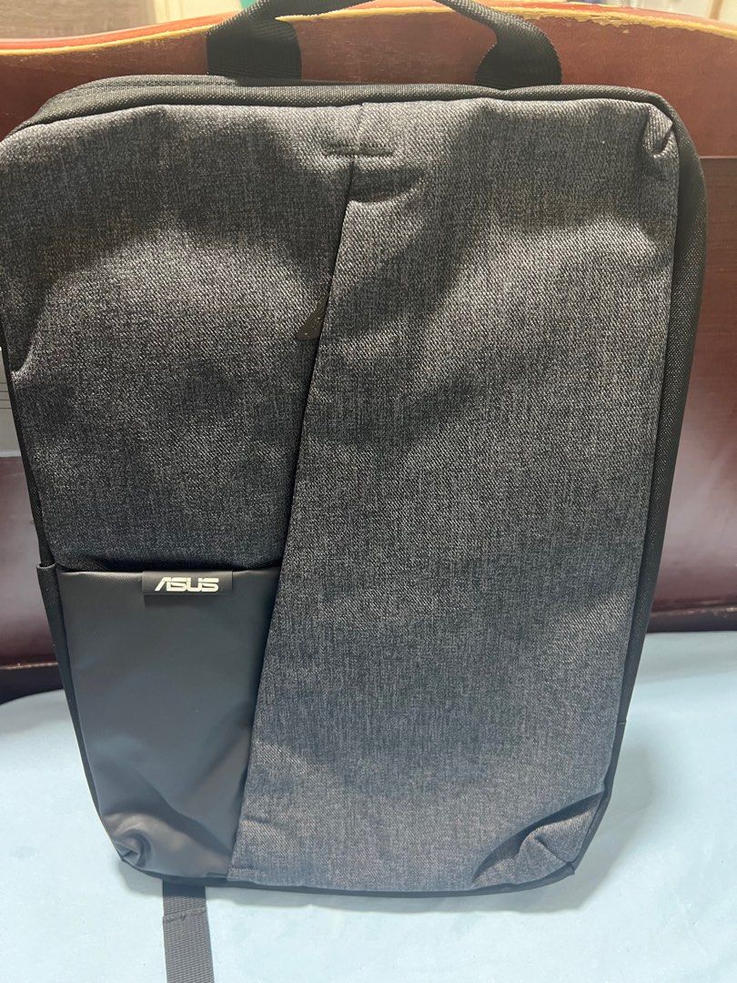ASUS Laptop Bag (Category: Laptop Bags & Sleeves) located in Mandaluyong City. Submitted by kris3000 (Listing ID 1377837344, Image 2). Description: .