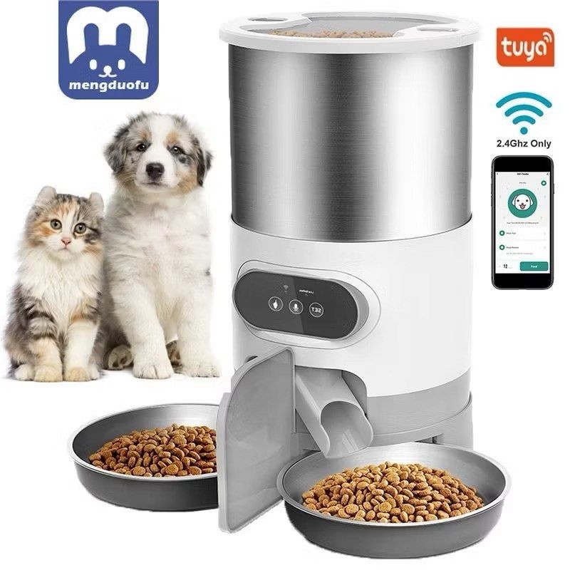Automatic Pet Feeder Dog Feeder Cat Feeder Dual Bowl Single Bowl With App With Camera (Category: Homes & Other Pet Accessories) located in Singapore. Submitted by retrosell.shop (Listing ID 1377760579, Image 1). Description: Buy 1 for 42.80! Buy 2 for 38.80 each! Buy 3 for 33.80 each!!! App Version, Camera Version, Dual Bowl Version available!.