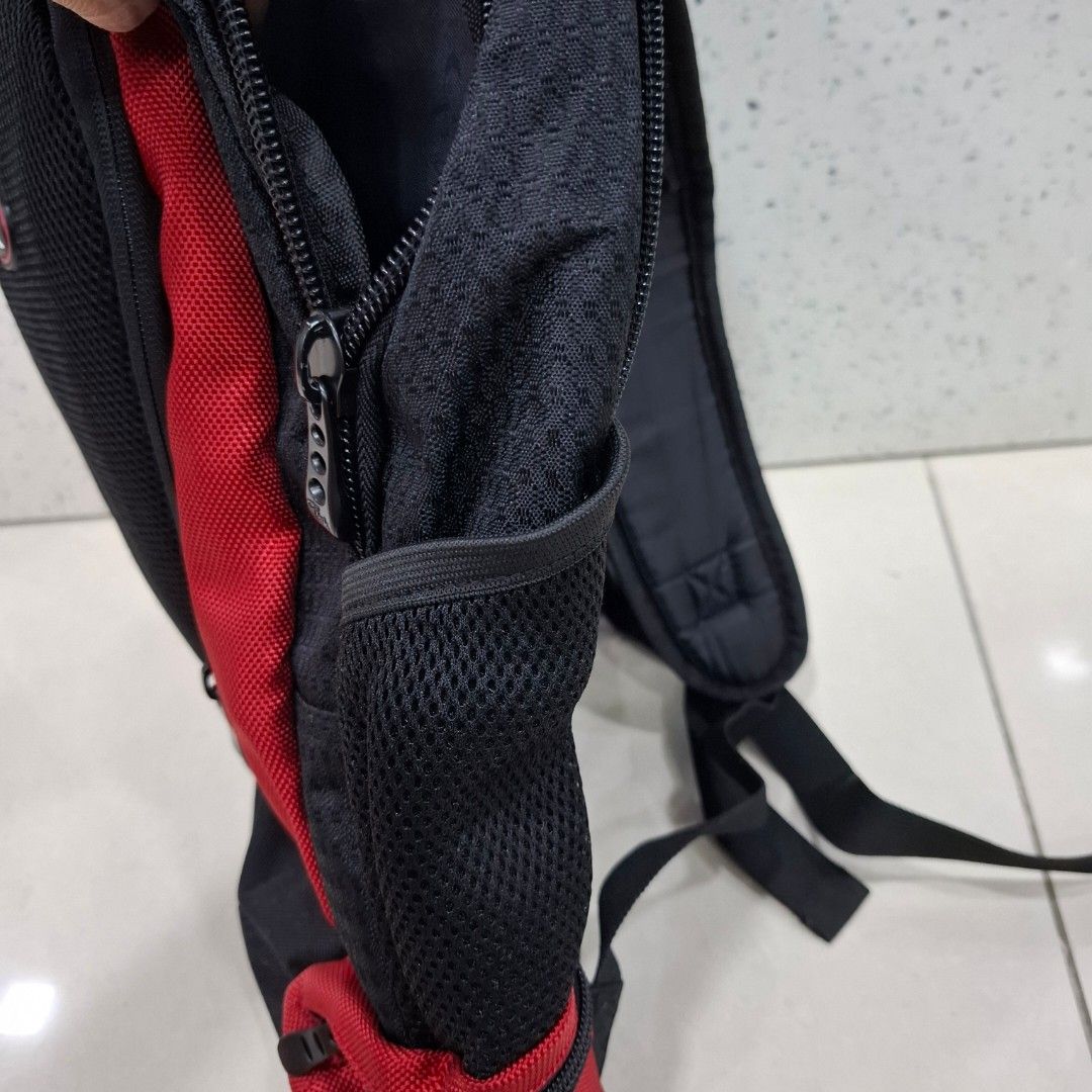 Backpack (Category: Backpacks) located in Petaling Jaya. Submitted by cupid2v2 (Listing ID 1377937641, Image 3). Description: This bag is actually an attachment for another trolley bag. Never been used before. Lightweight Smaller than usual backpack. Suitable for younger kids . Price is fixed. Quality zips. 17.5"X13.5" Base :5.5".