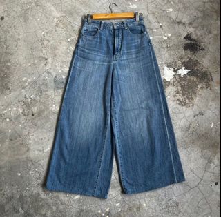 (Category: ) located in . Submitted by simplicity77 (Listing ID 1377794872, Image 1). Description: .