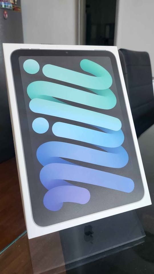 Brand New Sealed IPad Mini A17 Pro (Category: iPad) located in Manila. Submitted by paoie143 (Listing ID 1377811431, Image 1). Description: BRAND NEW, SEALED RFS: This is unboxed and brand new. Gifted to me last Christmas but wasn't really able to use it. **** iPad mini (a17 pro wifi) In the Box iPad mini (A17 Pro) USB-C Charge Cable (1 meter) 20W USB-C Power Adapter Display Liquid Retina display LED backlit Multi-Touch display with IPS technolog