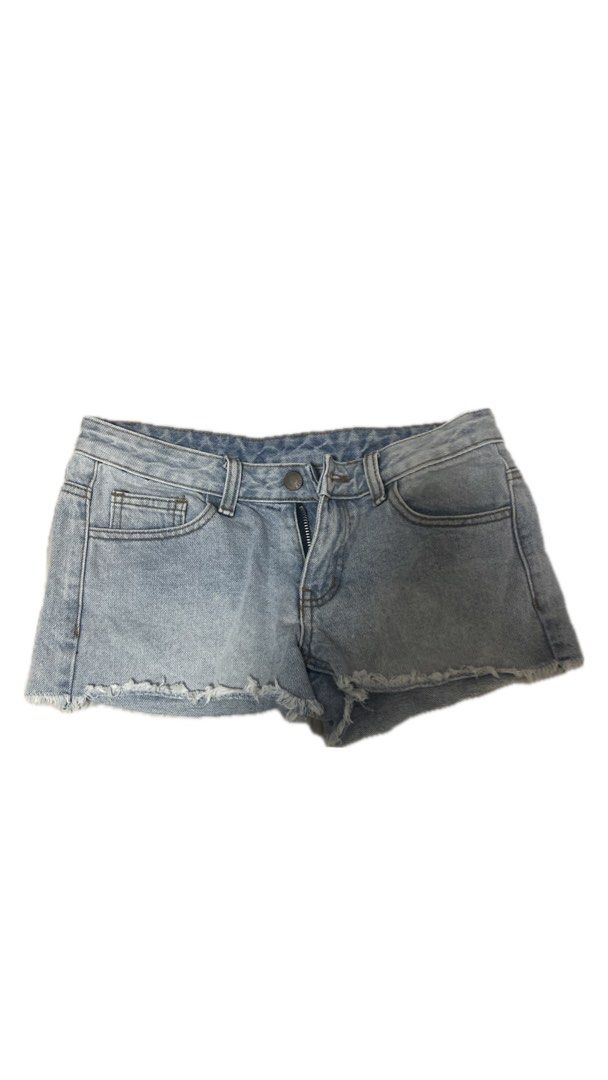 Brandy melville low rise denim shorts, 女裝, 褲＆半截裙, 短褲