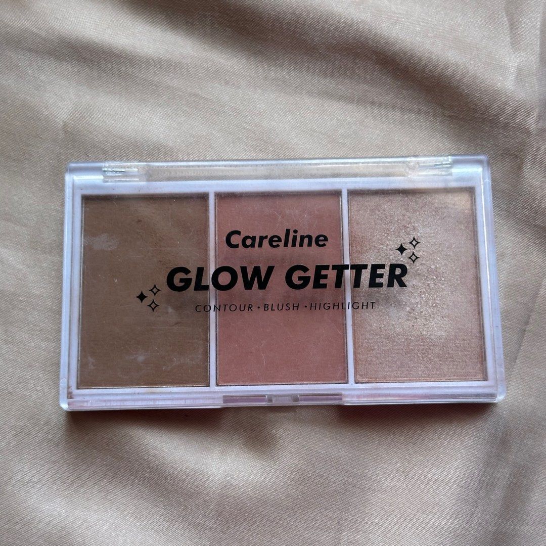 Careline Contour Blush Highlight (Category: Makeup) located in Malolos. Submitted by joifuljoi (Listing ID 1377800393, Image 1). Description: Barely used kasi hindi ako marunong mag make-up RFS: Declutterring .