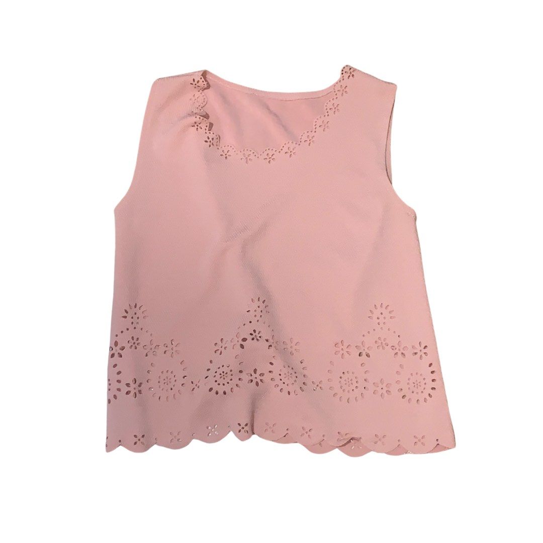 Casual Tank Top Plain Tank Top (Category: Blouses) located in Puerto Princesa. Submitted by kai_clutter (Listing ID 1377876508, Image 1). Description: .