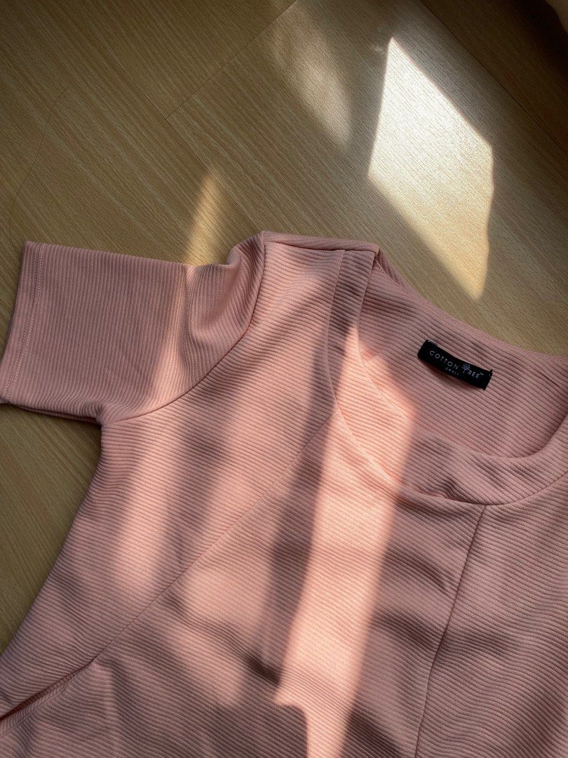 Cotton Tree Dress (Category: Dresses) located in Quezon City. Submitted by Locker101 (Listing ID 1377891176, Image 1). Description: Barely used. No issue.