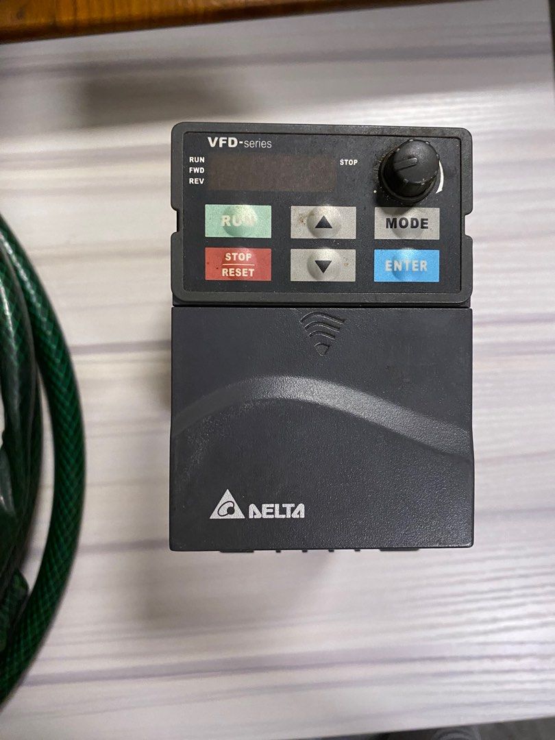 Delta VFD variable frequency drive kitchen hood exhaust (Category: Other Accessories) located in Singapore. Submitted by immmp (Listing ID 1377901472, Image 1). Description: A drive for kitchen hood or other mechanical equipment.