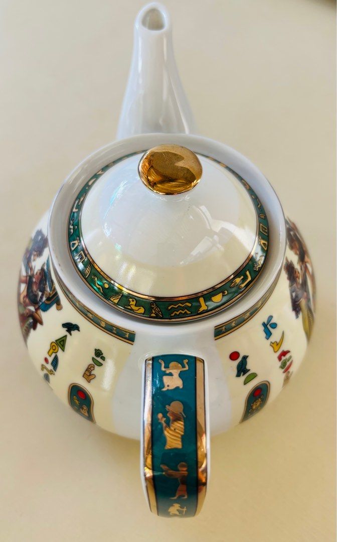 Fm Egyptian tea pot (Category: Coffee & Tea Tableware) located in Dapitan. Submitted by clarisasan19348 (Listing ID 1377780093, Image 1). Description: .