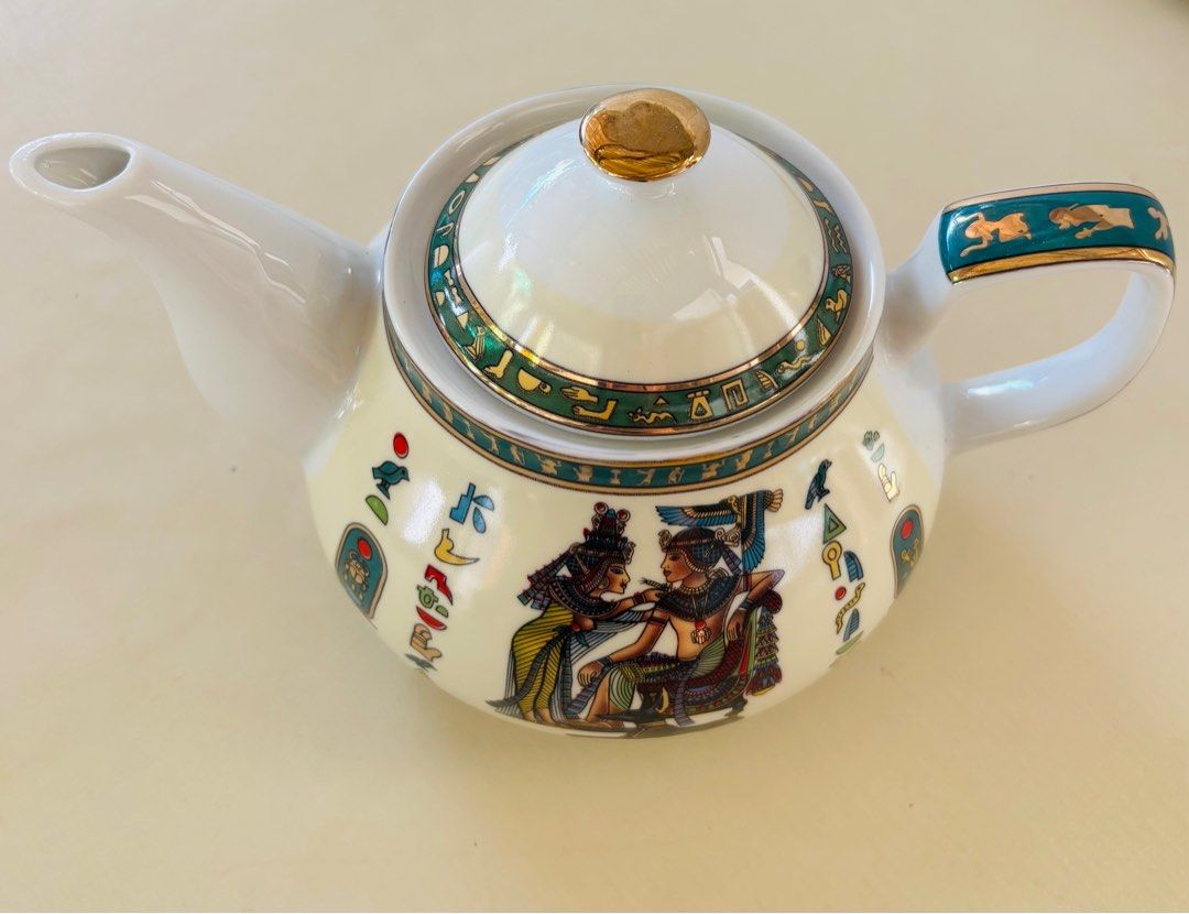 Fm Egyptian tea pot (Category: Coffee & Tea Tableware) located in Dapitan. Submitted by clarisasan19348 (Listing ID 1377780093, Image 2). Description: .