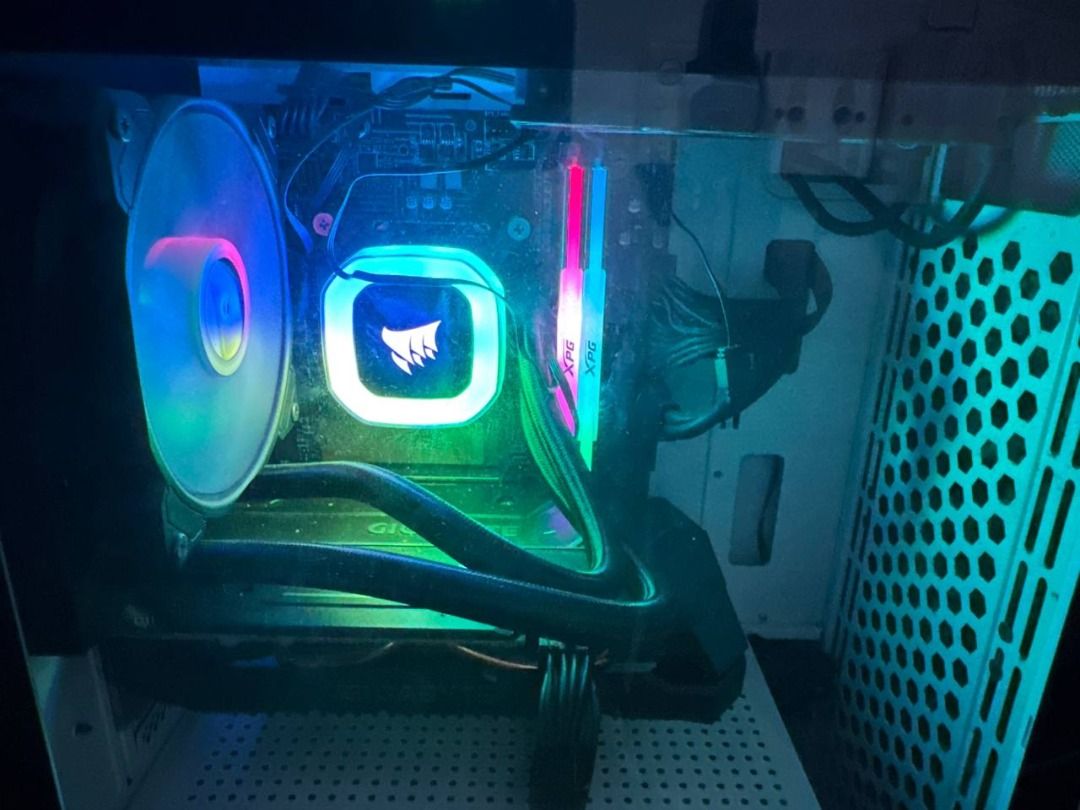 Gaming PC - Intel i5-11400F, RTX 2060, 16GB RAM,