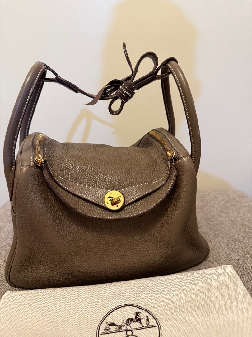 Hermes Lindy 30 Etoupe Stamp A (Category: Luxury Bags & Wallets) located in Taguig. Submitted by rammia (Listing ID 1377872758, Image 2). Description: Stamp A Etoupe Dustbag Paperbag With Entrupy.