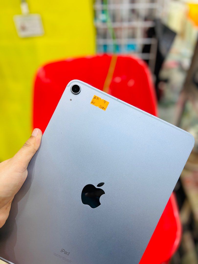 IPad Air 4 64GB with sim cellular no issues Openline (Category: iPad) located in San Juan City. Submitted by najihahtelecomshop2018 (Listing ID 1377801484, Image 2). Description: Legit Store | Original unit FOR SALE | TRADE / SWAP ▫️INSTALLMENT thru: 🔸Credit Card (straight / installment) 🔸Ggives / Gcredit + 6% interest 🔸Spay Later + 6% interest (RFS: Buy and Sell any kinds of Gadgets) Description: Ipad air 4 64GB With cellular Openline No hidd