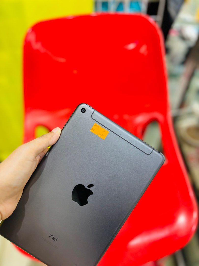 Ipad MINI 5 64GB wifi only no issues 98% smooth (Category: iPad) located in San Juan City. Submitted by najihahtelecomshop2018 (Listing ID 1377802035, Image 2). Description: Legit Store | Original unit FOR SALE | TRADE / SWAP ▫️INSTALLMENT thru: 🔸Credit Card (straight / installment) 🔸Ggives / Gcredit + 6% interest 🔸Spay Later + 6% interest (RFS: Buy and Sell any kinds of Gadgets) Description: Ipad mini 5 64gb Wifi only No hidden Issues No hist