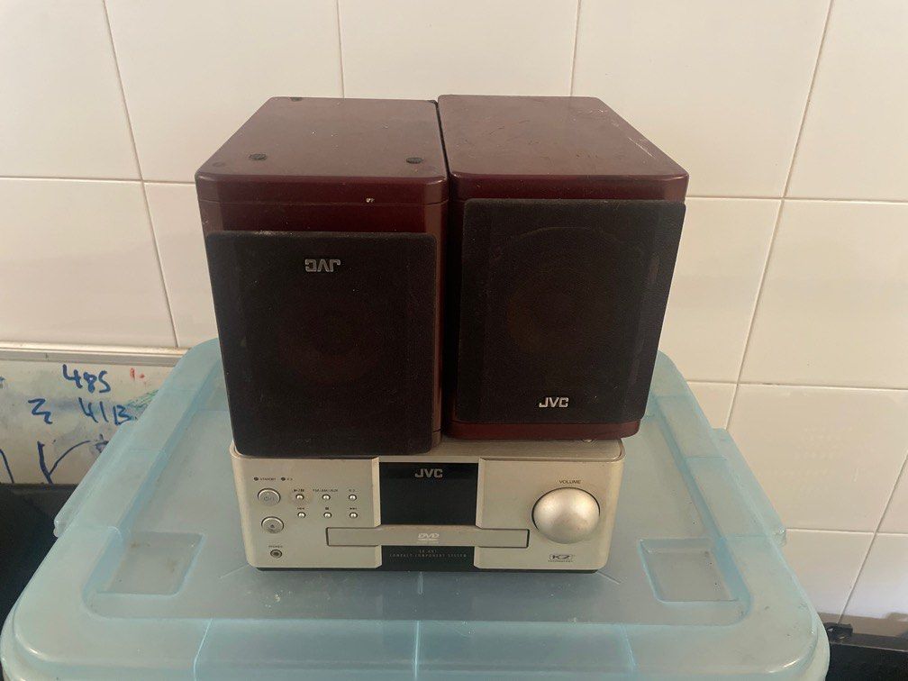 JVC CD player63825887572738110